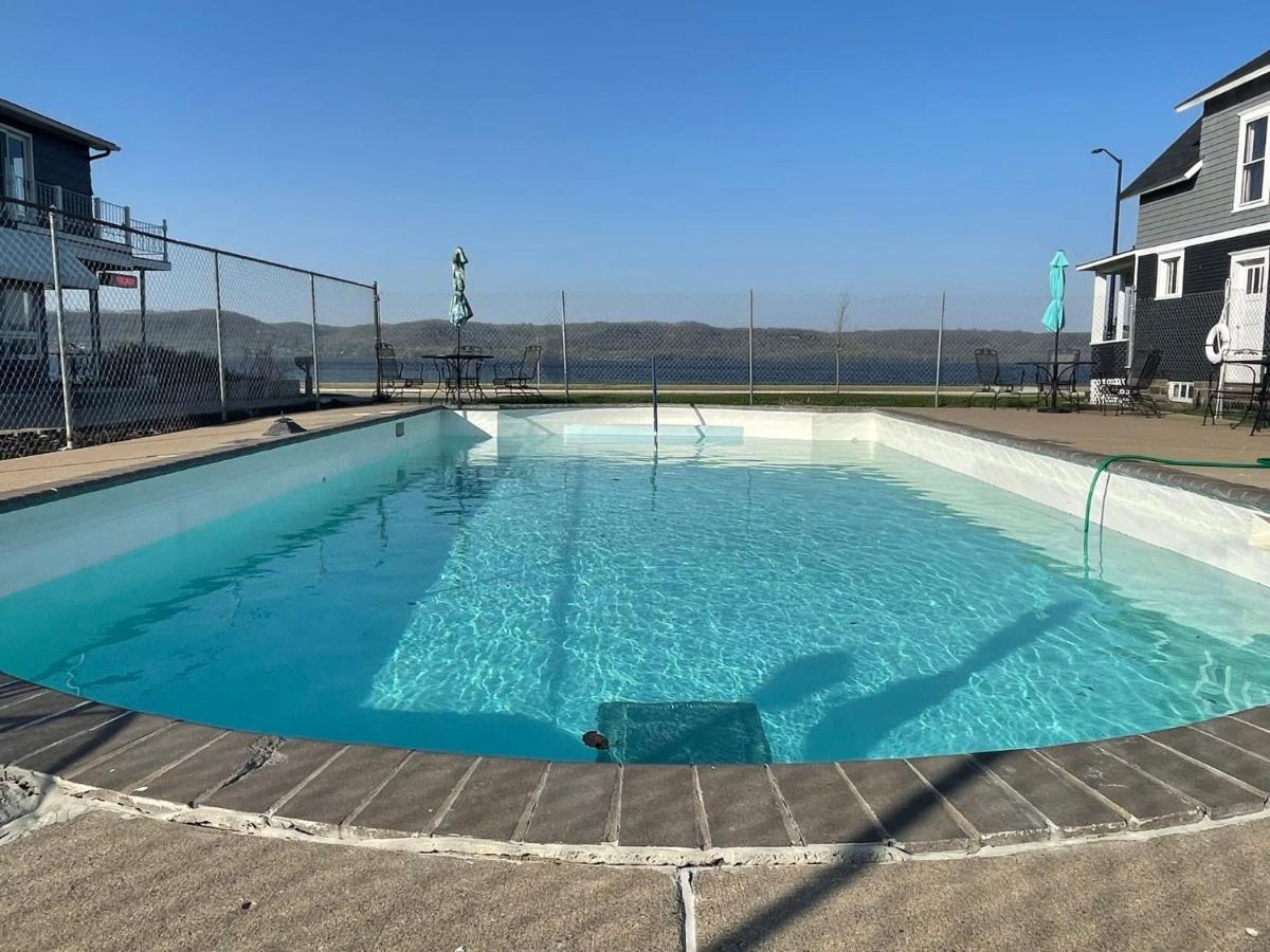 Poolside Double Rooms Lake City Exterior photo